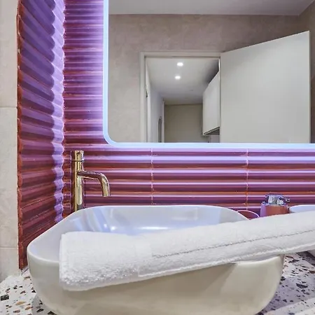 Apartment Notre Dame De By Studio Prestige *