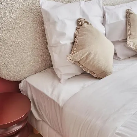 Apartment Notre Dame De By Studio Prestige Paris