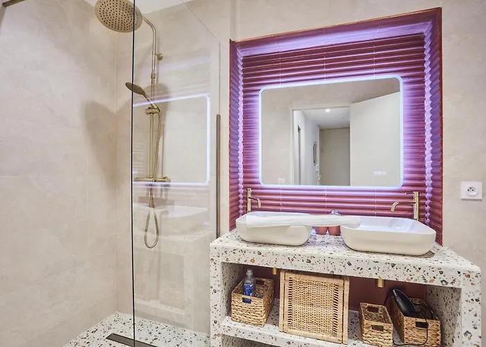 Notre Dame De By Studio Prestige * 파리