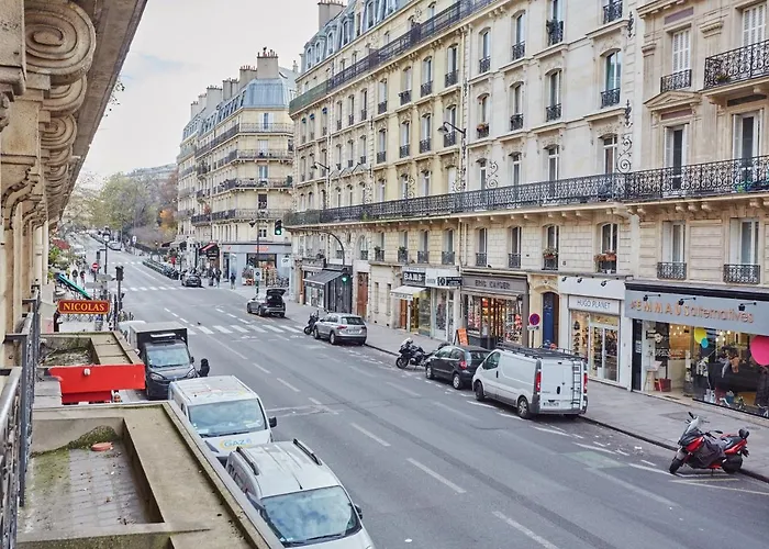 Notre Dame De By Studio Prestige 파리